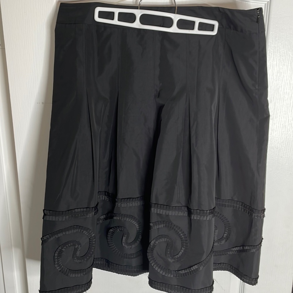 Black size 14 polyester skirt